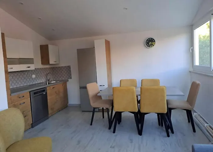 Apartman Dana - Two Bedroom 1 *
