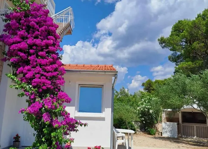 Dana - Two Bedroom 1 * Srima